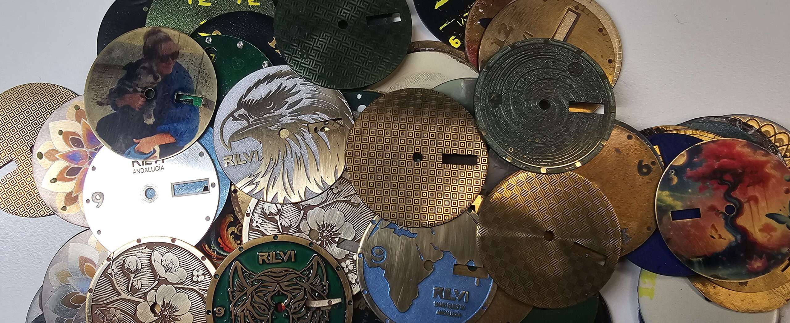 multiple-custom-dials